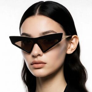 Authentic New Gucci GG0430S 002 Sunglasses – Black Cat-Eye with Brown Lenses